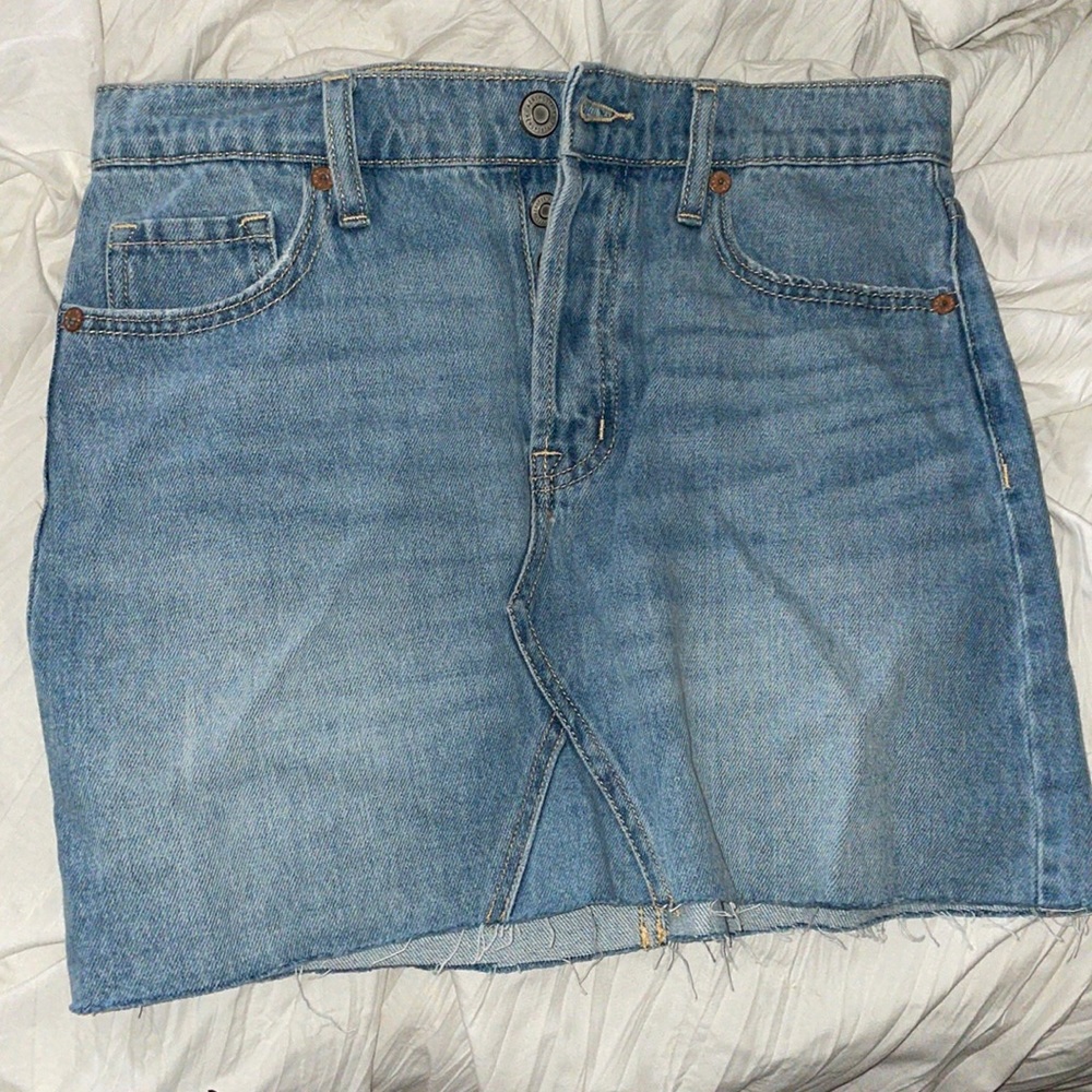 Size 2 Aéropostale high-rise jean skirt